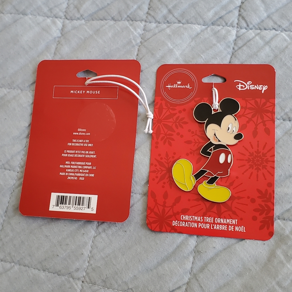 NWT Hallmark Christmas ornament